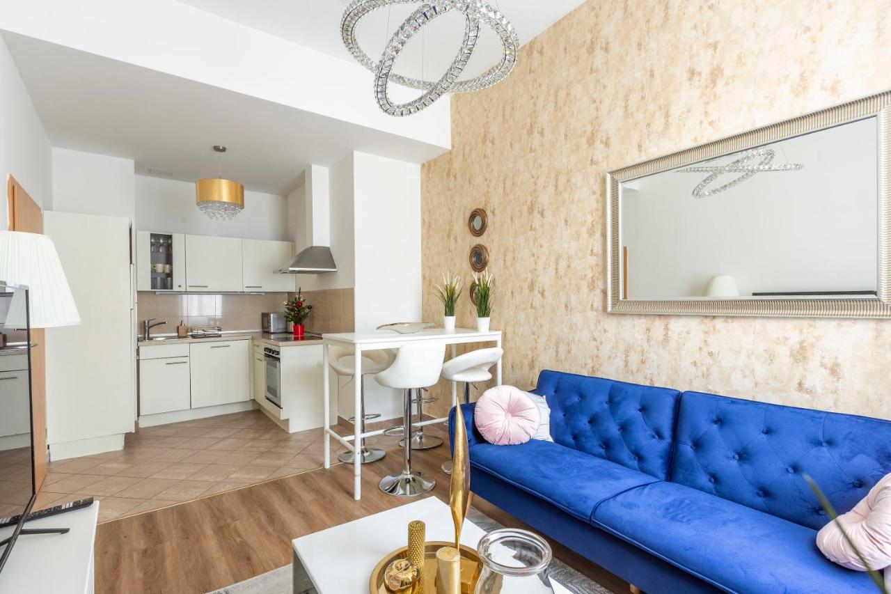 Explore Budapest From A Luxurious Cozy Apartment Exteriör bild