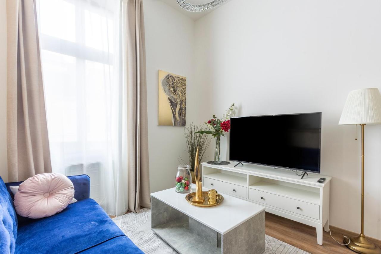Explore Budapest From A Luxurious Cozy Apartment Exteriör bild