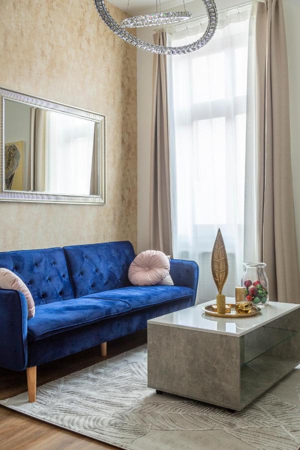 Explore Budapest From A Luxurious Cozy Apartment Exteriör bild