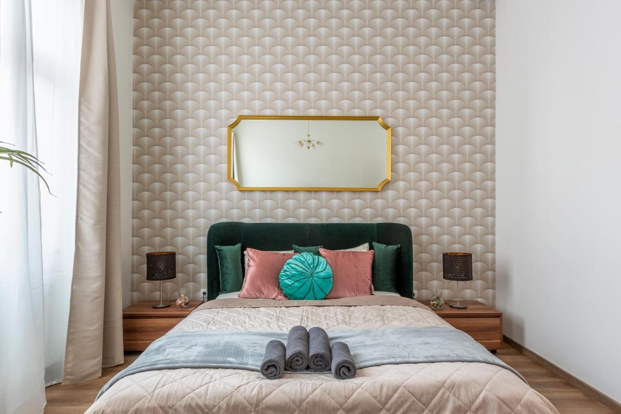 Explore Budapest From A Luxurious Cozy Apartment Exteriör bild
