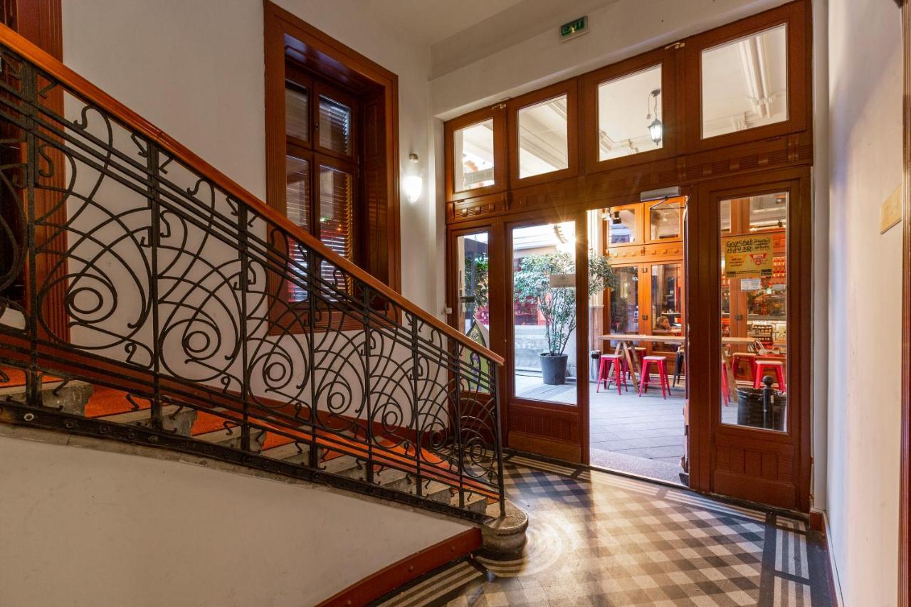 Explore Budapest From A Luxurious Cozy Apartment Exteriör bild