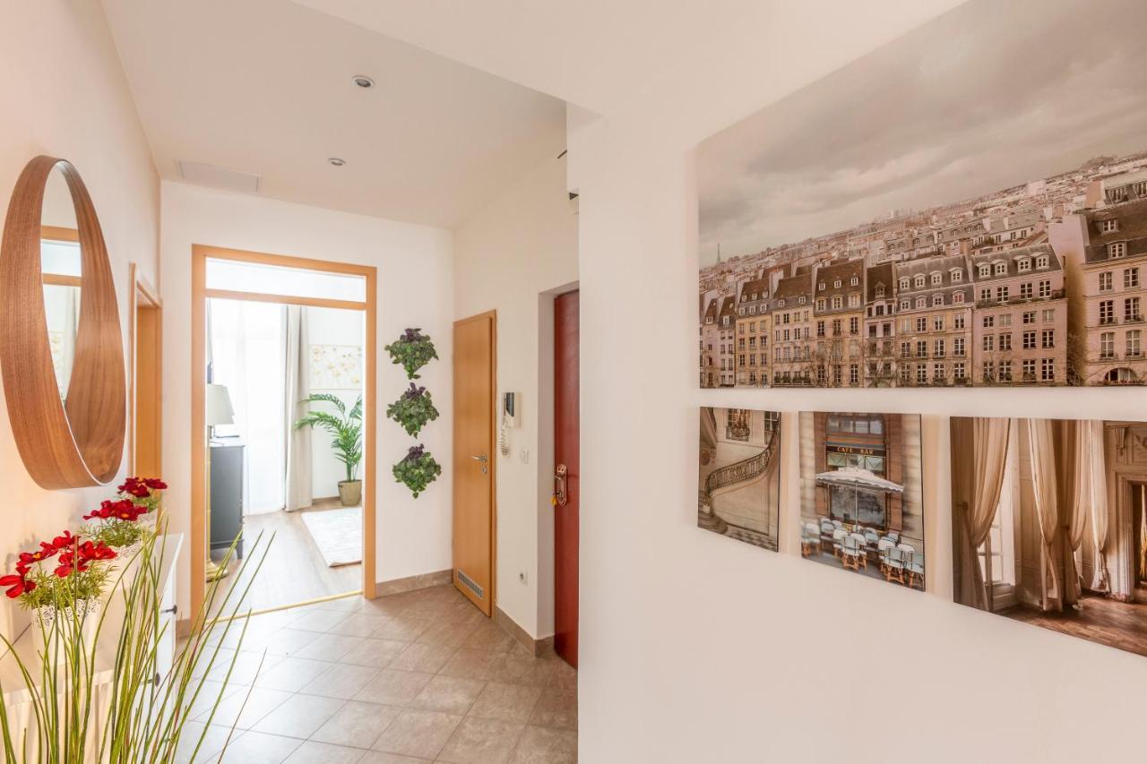 Explore Budapest From A Luxurious Cozy Apartment Exteriör bild