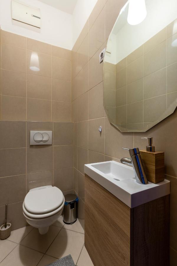 Explore Budapest From A Luxurious Cozy Apartment Exteriör bild