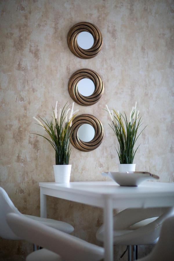 Explore Budapest From A Luxurious Cozy Apartment Exteriör bild